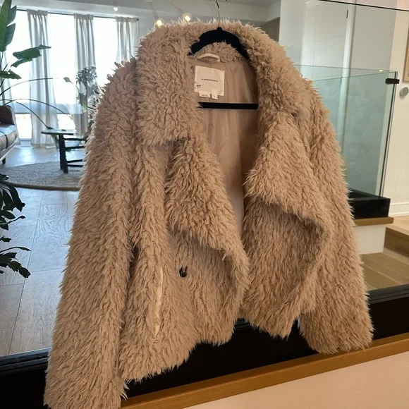 Anthropologie Women's Beige Faux Shearling Jacket - Picture 5 of 7